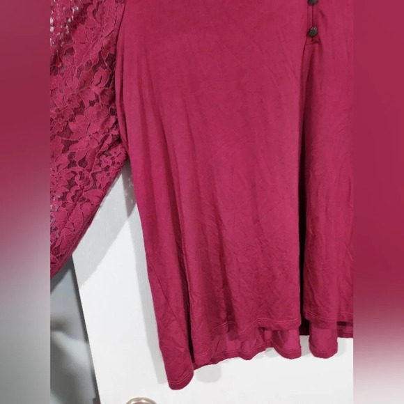 Cable & Gauge Magenta Pink Lace Sleeve Shirt in Size 1X - Picture 4 of 9